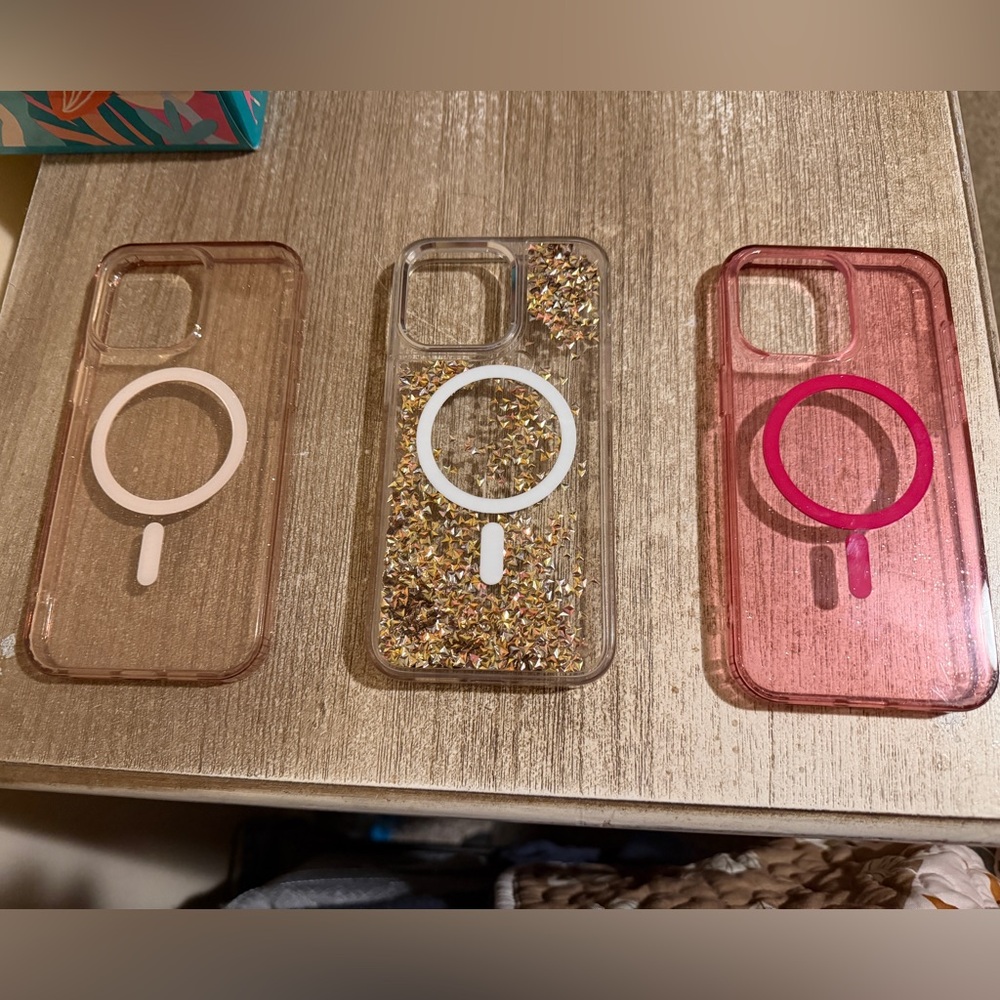 Set of 3 IPhone 15 Pro Max Cases (sparkly)